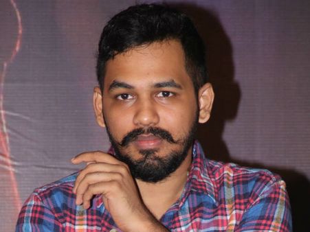 பாரதியாரை இதை கேவலப்படுத்த முடியாது ஹிப் ஹாப் ஆதி!!