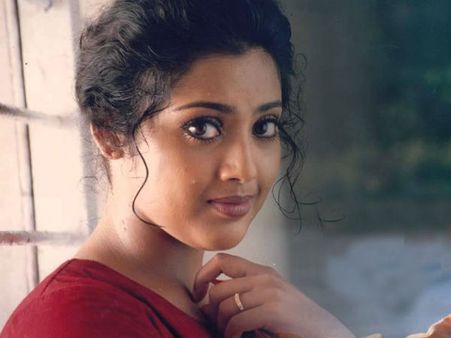 பெண் கேரக்டர்கள் விஷயத்தில் மாறுமா தமிழ் சினிமா?