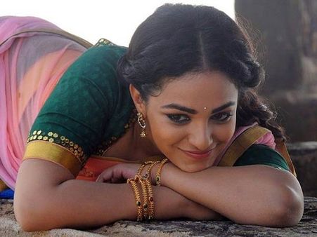 தனுஷ் மாதிரி ஆக ஆசைப்பட்டு புதுப்பட வாய்ப்புகளை ஏற்க மறுக்கும் விஜய் ஹீரோயின்?