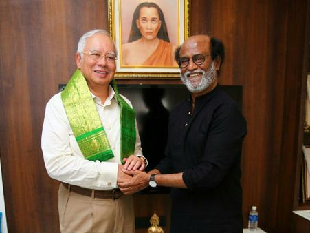 ரஜினியை அவரது இல்லத்தில் சந்தித்தார் மலேசிய பிரதமர் நஜிப் ரசாக்!