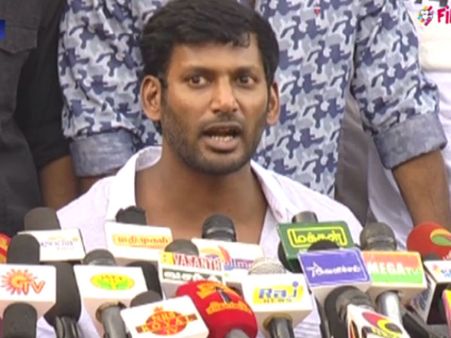 விஷாலுக்கு எதிராக நடிகர் சங்கத்தின் முன் தயாரிப்பாளர்கள் நாளை ஆர்ப்பாட்டம்!