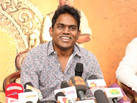 கங்கை அமரனை நான் ஆதரிக்கவில்லை: பளிச்சுன்னு சொன்ன யுவன் ஷங்கர் ராஜா