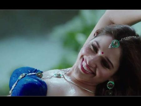 சொல்ல மாட்டேன், சொல்ல மாட்டேன்னு பாகுபலி 2 கிளைமாக்ஸ் ரகசியத்தை சொன்ன தமன்னா