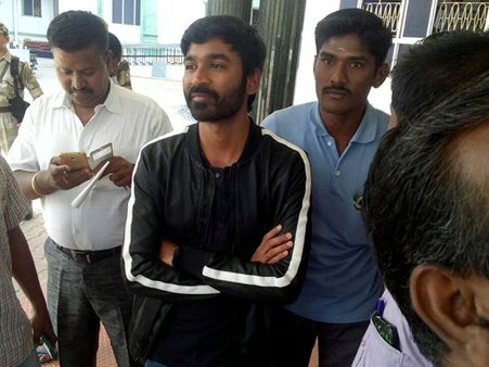 தனுஷ் எதிர்ப்பை ஏற்ற மதுரை ஹைகோர்ட்.. மகன் என சொந்தம் கொண்டாடிய தம்பதி மனு டிஸ்மிஸ்