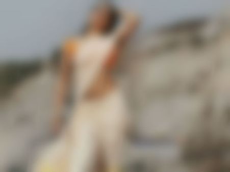 உடனே மேரேஜை வெச்சுக்கலாம்பா ப்ளீஸ்... காதலரை கெஞ்சும் நடிகை