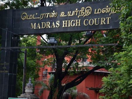 சினிமா போஸ்டர்களுக்கு சென்சார் சான்று சட்டம் என்னவாச்சு? - அரசுக்கு நீதிமன்றம் கேள்வி