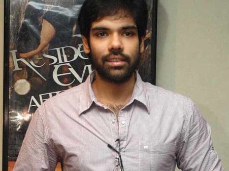 சத்யராஜ் மகன் படத்துக்கு ரஜினிகாந்த் படத் தலைப்பு!!