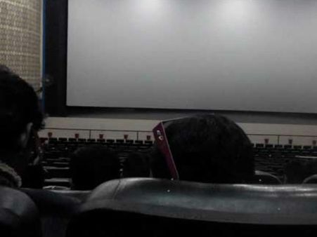 விவசாயிகளுக்காக பந்த்... 25-ம் தேதி தியேட்டர்களில் சினிமா காட்சிகள் ரத்து!