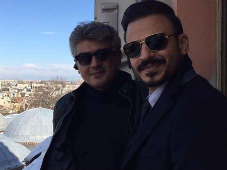 விவேக் நீங்க அஜீத் மீது வைத்துள்ள பாசம் தெரியுது, ஆனால் இது தேவையா?