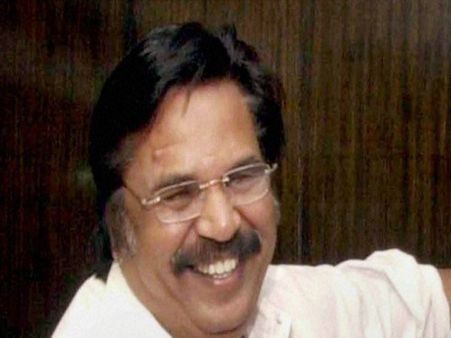 தாசரி நாராயண ராவுக்கு தயாரிப்பாளர் சங்கம், நடிகர் சங்கம், ஃபெப்சி, இயக்குநர் சங்கம் இரங்கல்