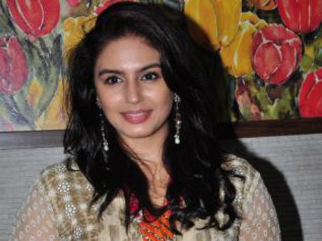 ஹிந்தியின் நயன் தாரா இப்போ ரஜினிக்கு ஜோடி!