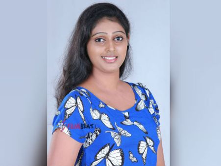 முத்தக் காட்சியா, நான் மாட்டேன்: தேம்பித் தேம்பி அழுத ஹீரோயின்