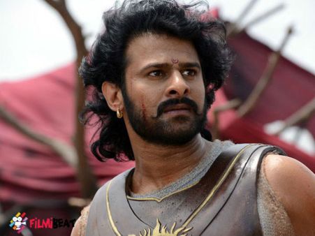 பாகுபலி படத்தில் நடிக்கும்போது கையில் காசு இல்லாமல் அல்லாடிய பிரபாஸ்