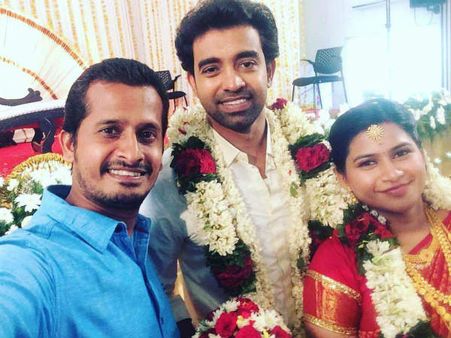 காதலியை 2 முறை திருமணம் செய்தார் பிரேமம் பட நடிகர்