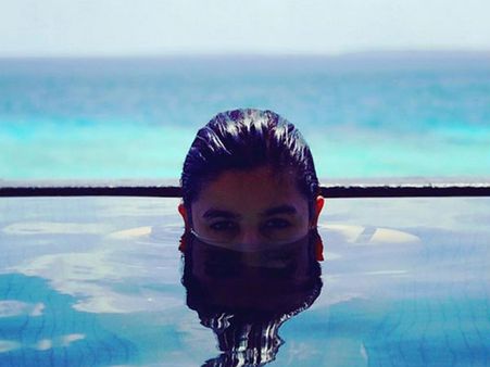 அந்த நடிகை கூட ஏன்டா ஊர் சுத்துற: காதலருடன் மல்லுக்கு பாய்ந்த நடிகை