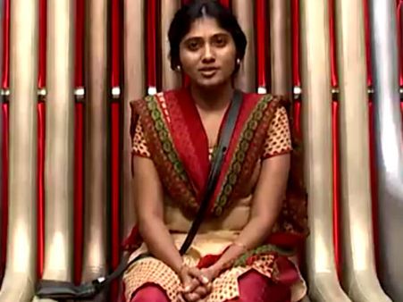 என்னம்மா ஜூலிம்மா, இப்படி பண்ணிட்டீங்களேம்மா!#bigboss