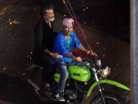 மும்பை ஷூட்டிங் ஓவர்... சென்னை திரும்பினார் ரஜினி!