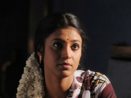 லட்சுமி மிட்டல், டிஆர் பாலுவுடன் எனக்கு என்ன தொடர்புன்னு கண்டுபிடிங்க: கஸ்தூரி சவால்