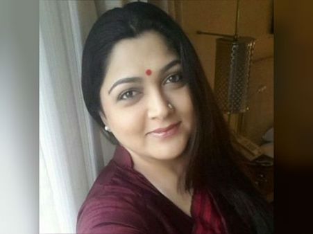 குஷ்புவுக்கு 'தல, கடவுளை' விட யாரை பிடிச்சிருக்கு பாருங்க?