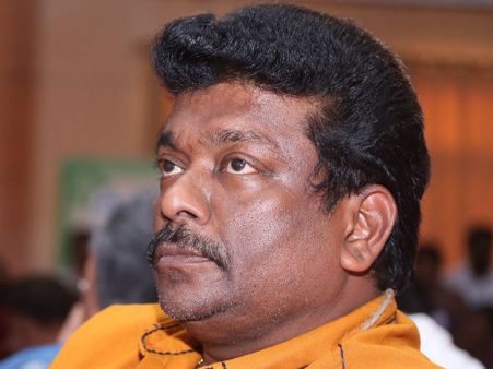 ரஜினி அரசியலுக்கு எப்போது வருவார்? பார்த்திபன் சொன்ன பதில்!