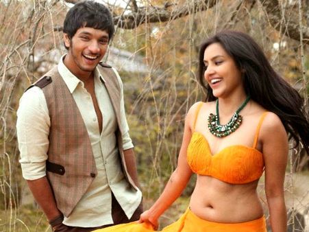 ப்ரியா ஆனந்துடன் காதலா?: கவுதம் கார்த்திக் விளக்கம்