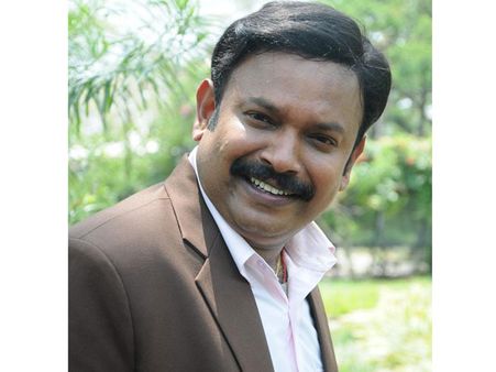 மறுபடியும் நடிப்பிலிருந்து.... அப்போ டைரக்ஷன் அவ்ளோதானா வெங்கட் பிரபு...?