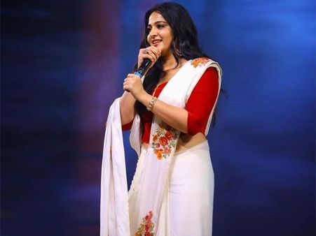 இது என்னடா அனுஷ்காவுக்கு மறுபடியும் வந்த சோதனை