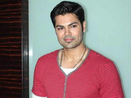 அது ஏன்டா கணேஷை பார்த்து அந்த கேள்விய கேட்ட... #BiggBossTamil