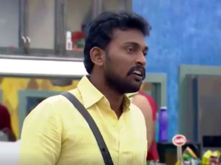 குட்டு உடைந்த கடுப்பில் பரணியை வெளியேற்றிய பிக் பாஸ்