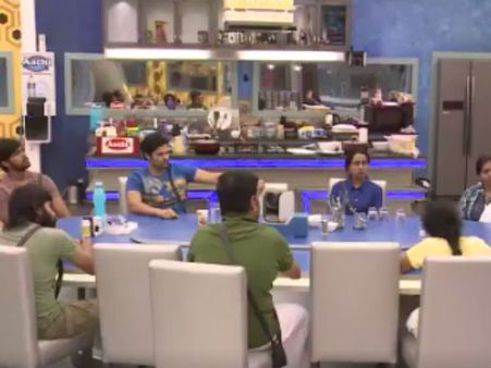 பிக் பாஸ் வீட்டுக்காரர்கள் ஓவியாவை கட்டம்கட்ட காரணம் கபடி வீரரா?