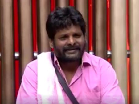 கேமராக்களை தூக்கிப் போட்டு உடைச்சுடுவேன்: கொடுத்த காசுக்கு மேல கூவிய கஞ்சா கருப்பு