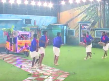 பிக் பாஸ் வீட்டிற்கு ஆட்டோவில் வந்திறங்கிய சொப்பண சுந்தரி