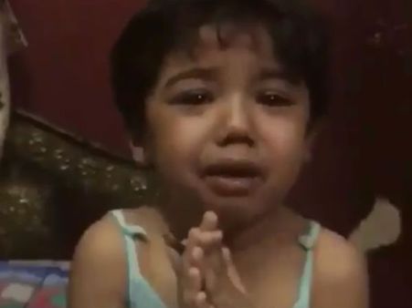 வைரல் வீடியோவில் தாயை பார்த்து பயந்து கெஞ்சி கதறிய சிறுமி யார் தெரியுமா?