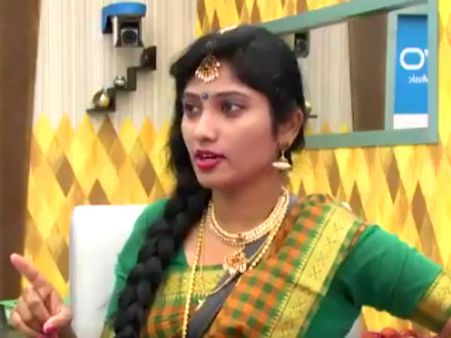 மறுபடியும் முதலில் இருந்து ஆரம்பிக்குதே இந்த ஜூலி: இப்பவே கண்ணைக் கட்டுதே பாஸ்