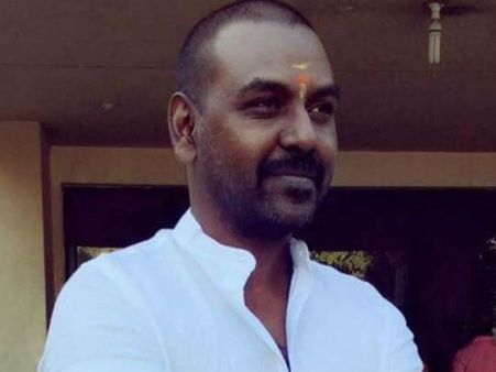 விவேகம்: தகுதியில்லாத அந்த விமர்சகரை சும்மா விடக் கூடாது- ராகவா லாரன்ஸ் கொந்தளிப்பு