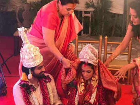 காதும் காதும் வைத்தது போன்று காதலரை திருமணம் செய்த பாரதிராஜா பட நாயகி