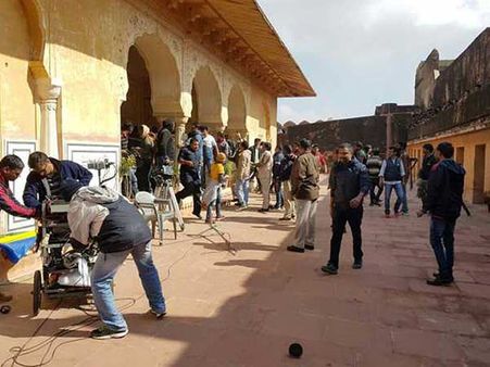 ஆகஸ்ட் 26-ல் சினிமா படப்பிடிப்புகள் ரத்து..! - ஏன்?