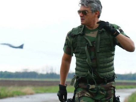 விவேகம்... தவிக்கும் விநியோகஸ்தர்கள், தியேட்டர்காரர்கள்!