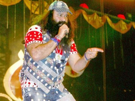 சிறையில் சொகுசு வாழ்க்கை வாழ்கிறாரா ராம் ரஹீம் சிங்: உண்மை என்ன?