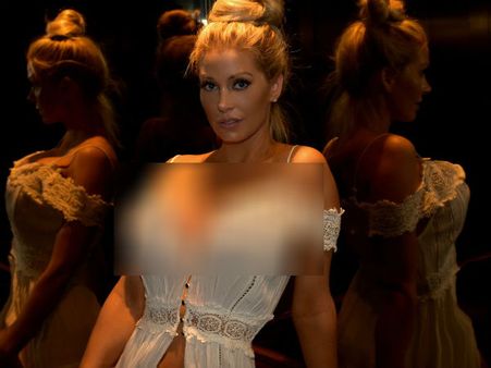 பார்க்க முடியல, ஒரே ஆபாசம்: மாடல் அழகியின் இன்ஸ்டாகிராம் கணக்கு முடக்கம்