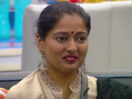 ஹேர் புகழ் கால்சியம் காயத்ரிக்கு ஆழ்ந்த வாழ்த்துக்கள்!!