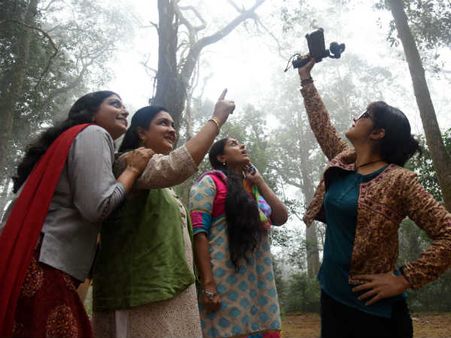 மகளிர் மட்டும் - ஜோதிகாவுக்கு மட்டுமா.. எல்லோருக்குமா?