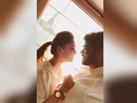 ப்ப்ப்பா, என்னா ஒரு பிறந்தநாள்: நயன்தாராவை நினைத்து நெகிழ்ந்த விக்னேஷ் சிவன்