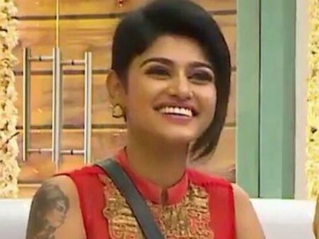 இப்படி இருந்தா நம்ம சொஸைட்டில வாழ முடியாது!- கணேஷிடம் கூறிய ஓவியா!