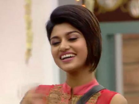 'கமல் சார் இஸ் ஆசம்... ஐ லவ் ஹிம்' - ஓவியா நெகிழ்ச்சி!