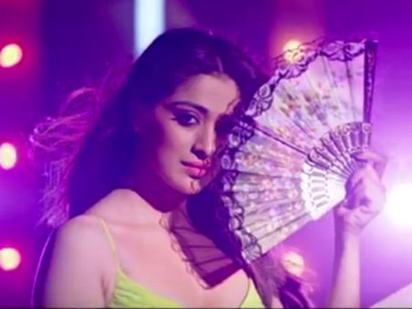 'ஓ... ஜூலி...' - டைட்டில் ட்ராக் வீடியோ இதோ!