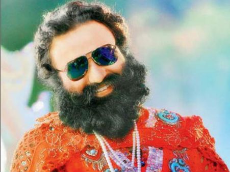 காமக்கொடூரன் ராம் ரஹீமுக்கு பத்ம விருது கொடுக்கணுமாம்: 4,200 பேர் பரிந்துரை