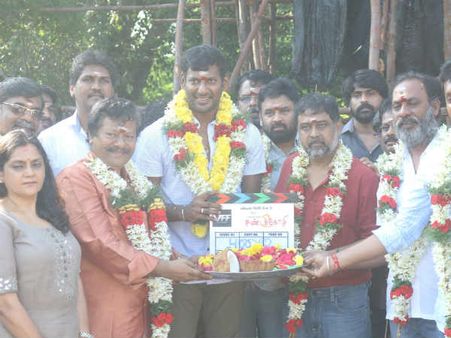 விஷால் - லிங்குசாமி கூட்டணியின் சண்டகோழி -2... பாடல் படபிடிப்புடன் இன்று தொடங்கியது!