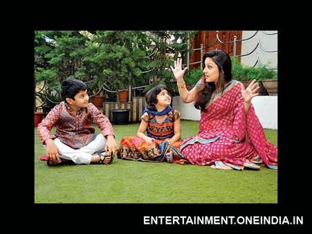 கட்சி துவங்கும் சீனியர் ஹீரோ, நடிக்க வரும் செல்ல மகள் ஐஸ்வர்யா