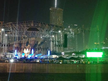 'துபாய் சிட்டியா இல்ல... 2.ஓ சிட்டியா..?' - சிட்டிக்காக துபாய் கெட் ரெடி!